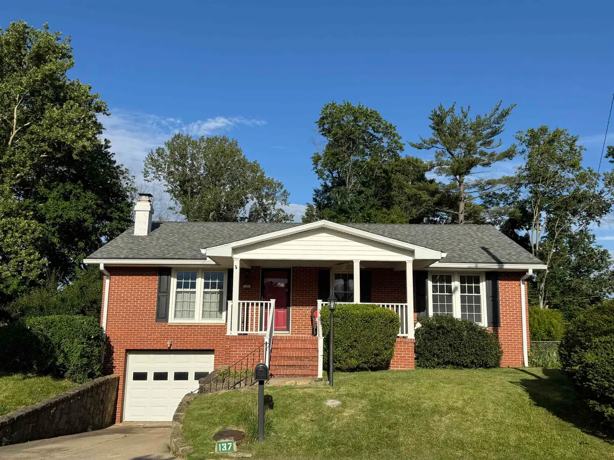 137 Willoughby Avenue, Huntington, WV 25705 - #1