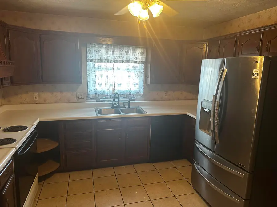 1613 Maple Street, Kenova, WV 25530 - #3