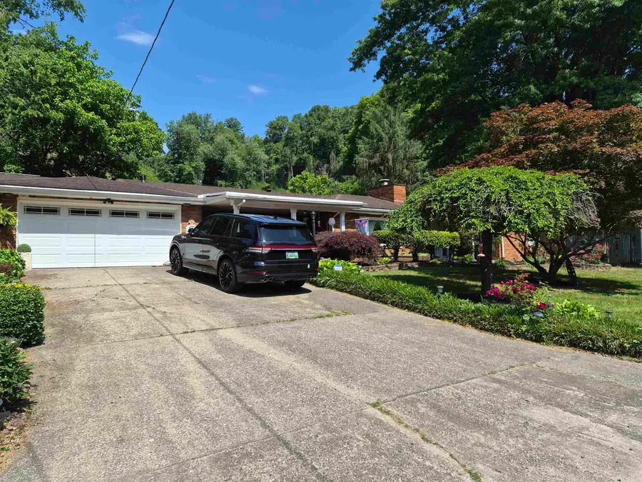 957 Walker Branch Rd., Huntington, WV 25704 - #3