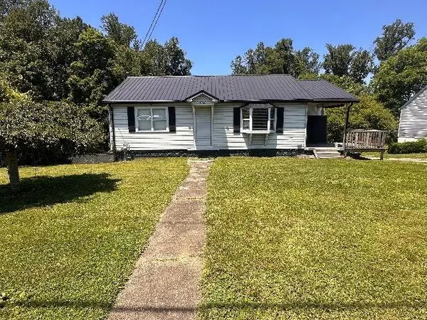 5966 East Pea Ridge Road, Huntington, WV 25705
