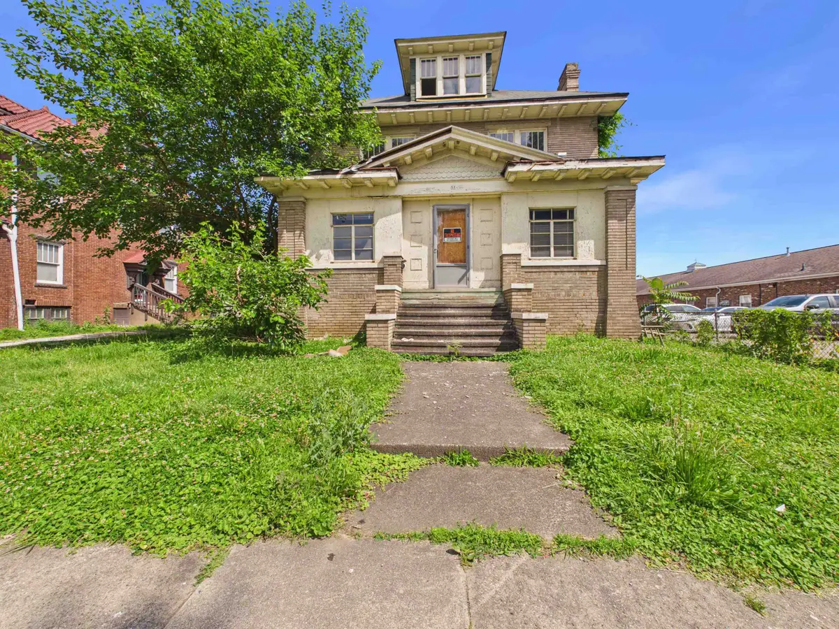 52 W 6th Ave, Huntington, WV 25701 - #1