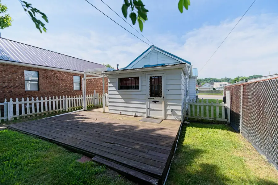 1607 Oak Street, Kenova, WV 25530 - #3