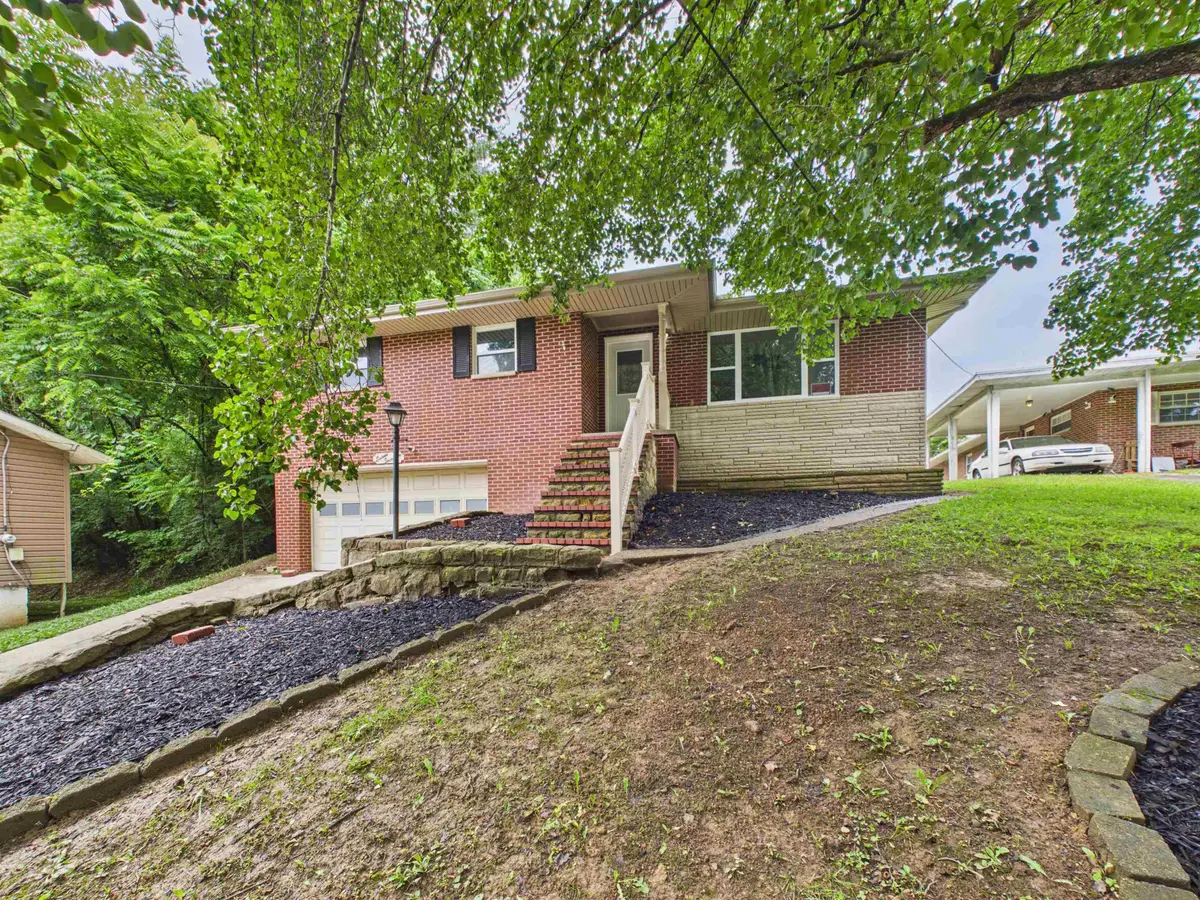 1617 Arlington Blvd, Huntington, WV 25705 - #1