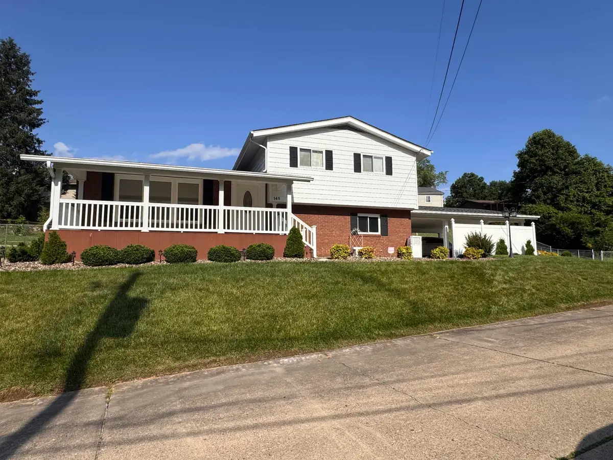 148 Larkspur Dr, Huntington, WV 25705 - #1