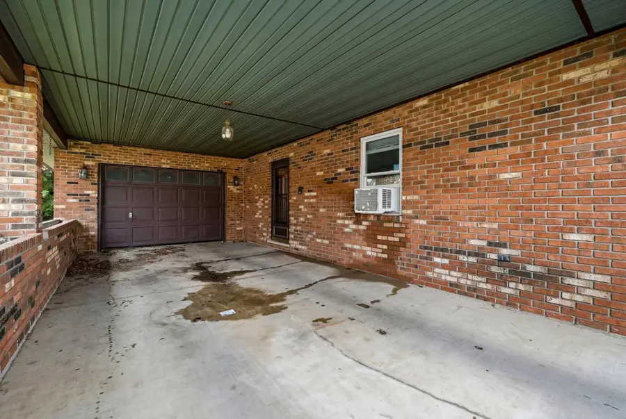 249 Thomas Avenue, Huntington, WV 25705 - #3