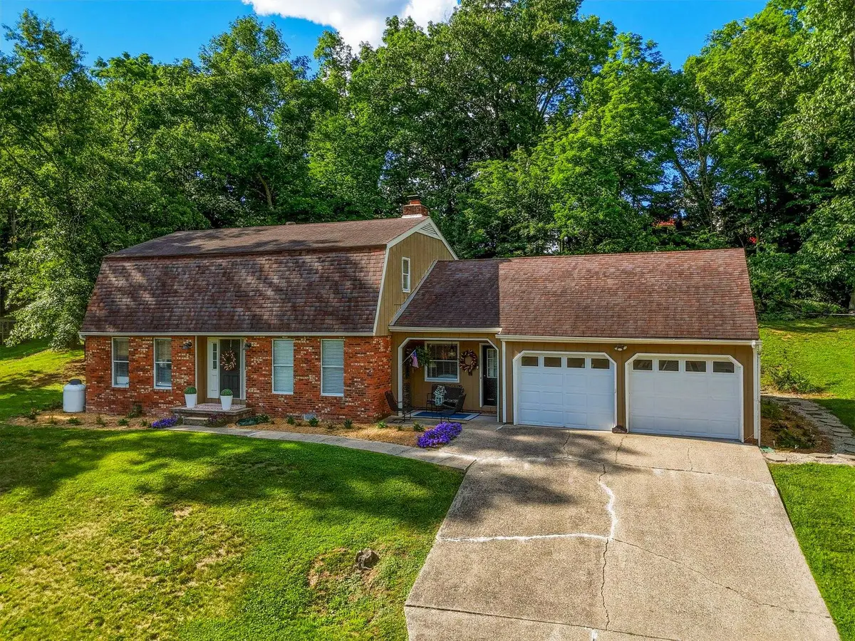 4 Pine Grove Lane, Huntington, WV 25704 - #1