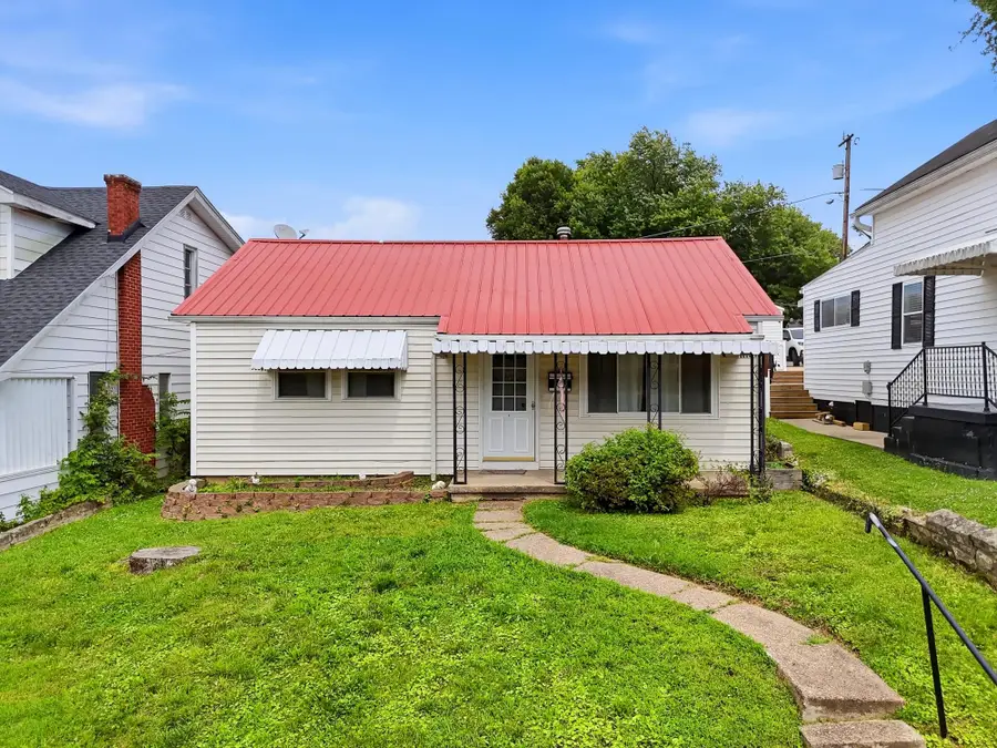 208 South Walnut Street, Huntington, WV 25705 - #3