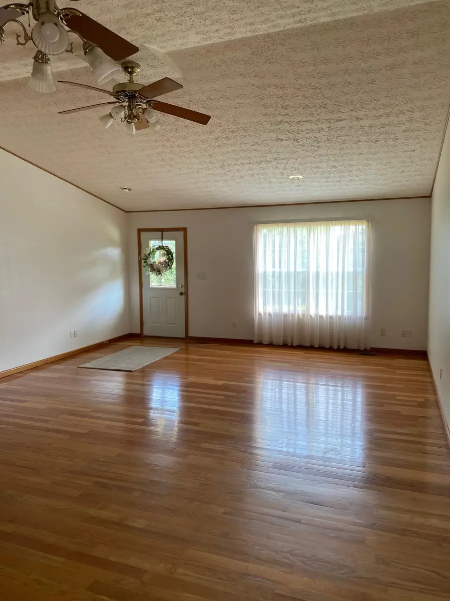 24 Ramey Court, Wayne, WV 25570 - #3