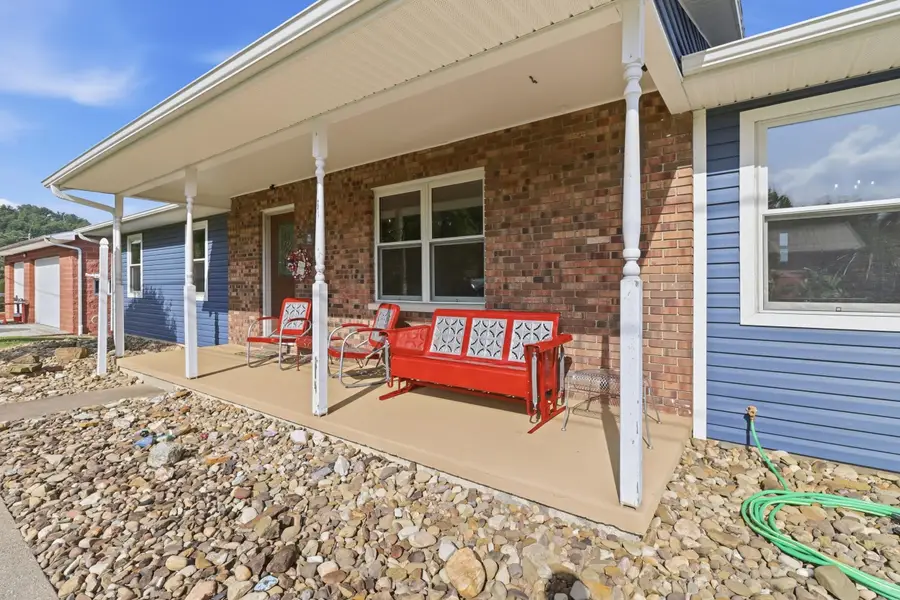 155 Raceview Drive, Ona, WV 25545 - #3