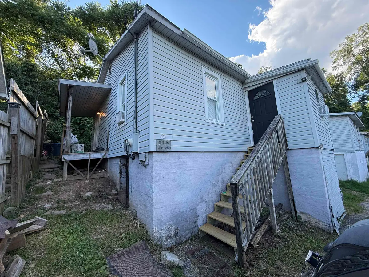 4 Brawley Road, Charleston, WV 25314 - #1