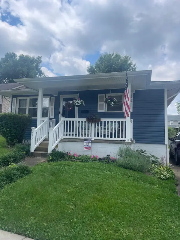235 South Walnut Street, Huntington, WV 25705