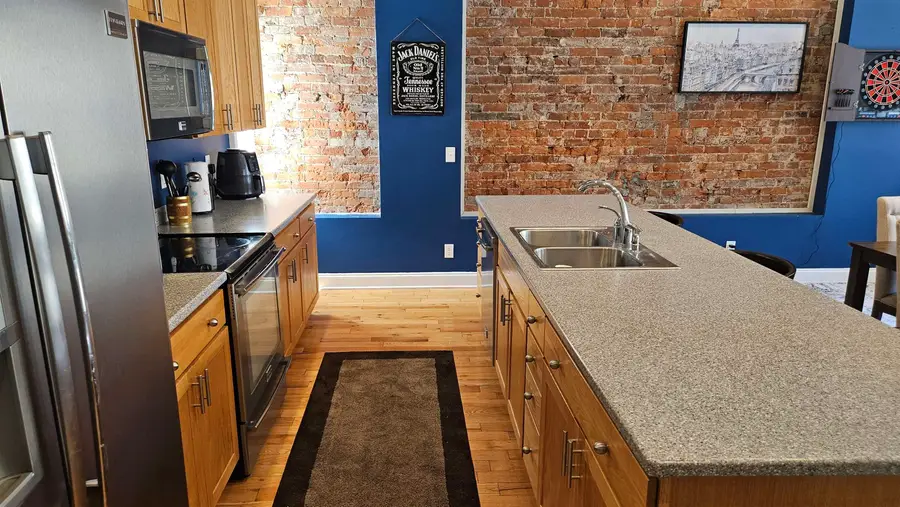 419 9th Street Unit 202, Huntington, WV 25701 - #3