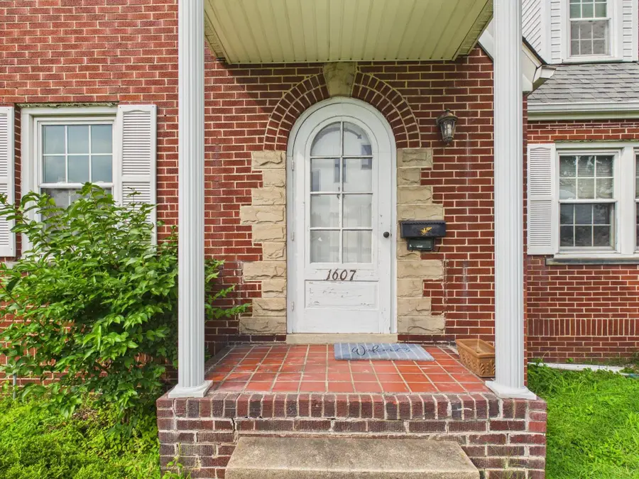 1607 Chestnut Street, Kenova, WV 25530 - #2