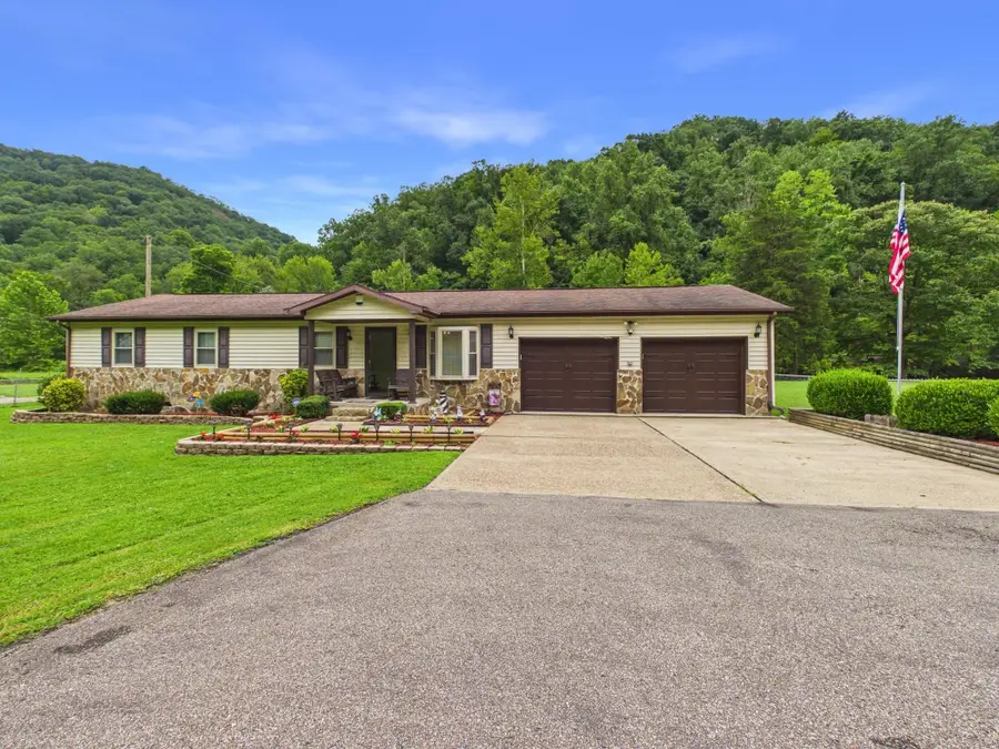 1191 Fields Creek Road, Winifrede, WV 25214 - #2