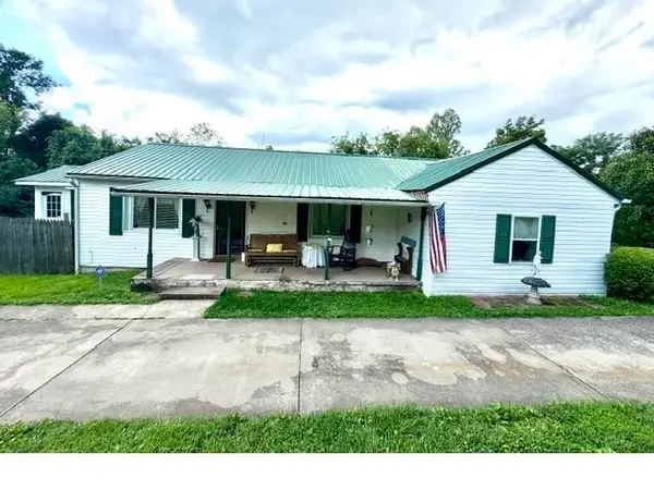 1003 County Road 2, Chesapeake, OH 45619