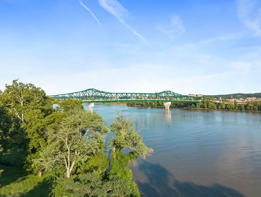 421 RIVERSIDE DRIVE, Chesapeake, OH 45619 - #3