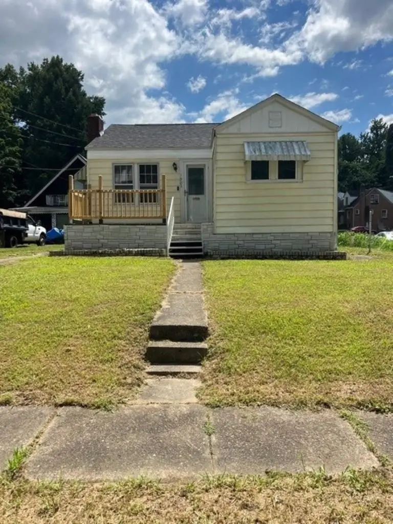 1903 McVeigh Ave, Huntington, WV 25701 - #1