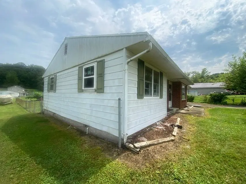 2755 Piqua Street, Ashland, KY 41102 - #3