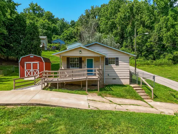 2152 Johnstown Road, Huntington, WV 25701