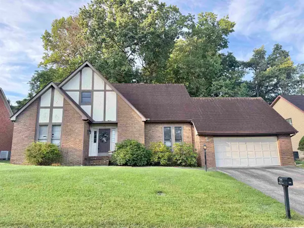 715 Oxford, Huntington, WV 25705