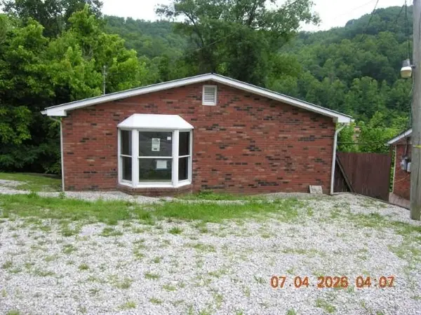 1018 Jennings Creek, Crum, WV 25669