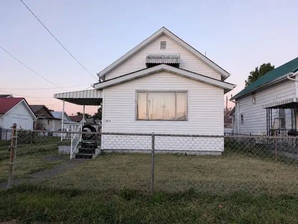 1031 West 7th St., HUNTINGTON, WV 25701