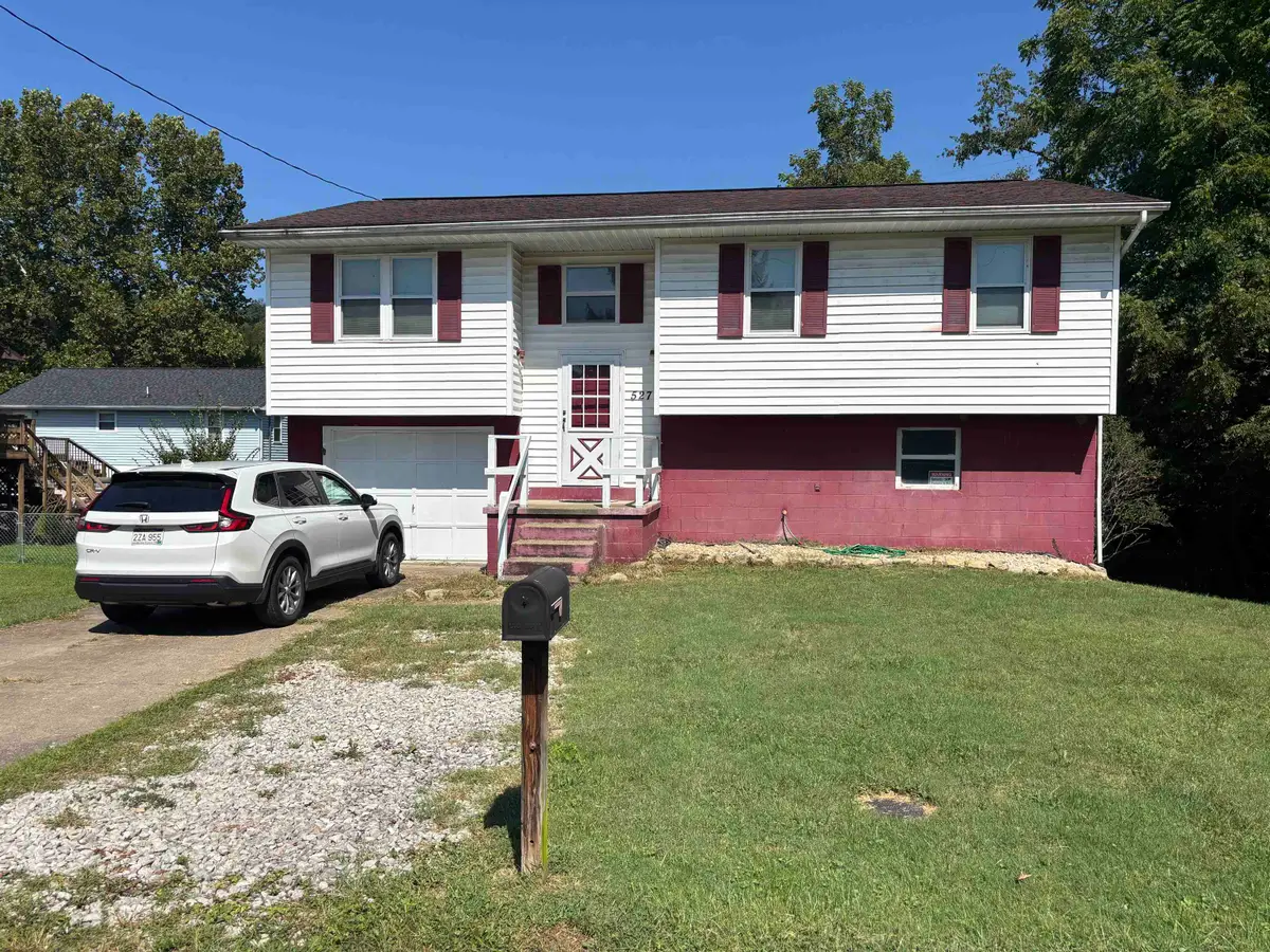 527 Lynn Road, Kenova, WV 25530 - #1