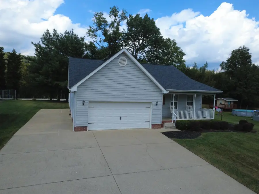 556 Fairwood Road, Huntington, WV 25705 - #2