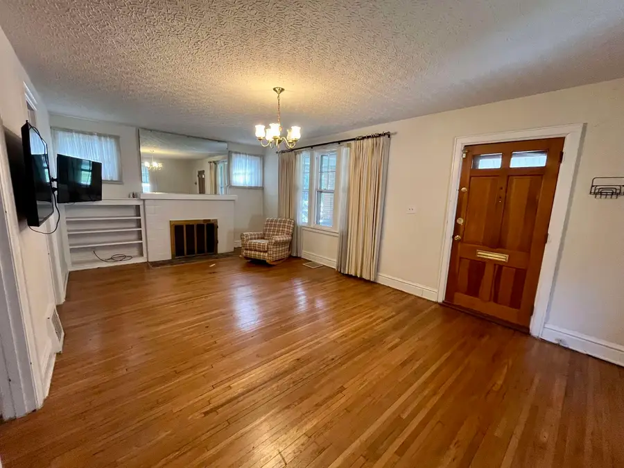 1140 10th Avenue, Huntington, WV 25701 - #3