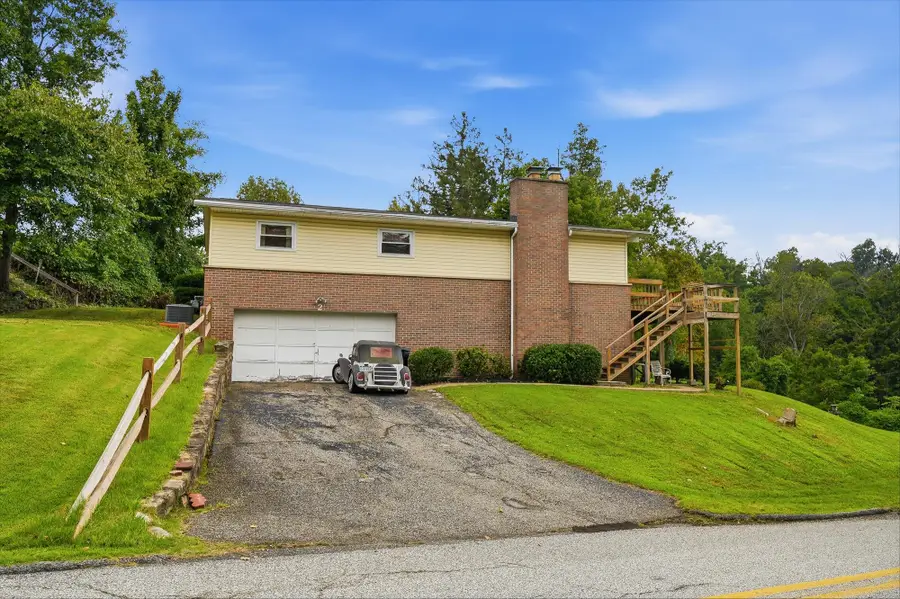 2 Hamill Road, Huntington, WV 25701 - #3