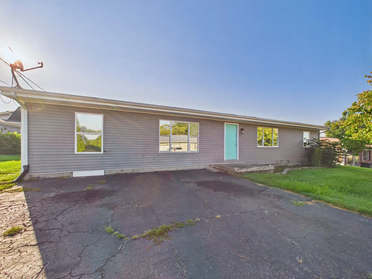 114 Rose St, South Point, OH 45680 - #1
