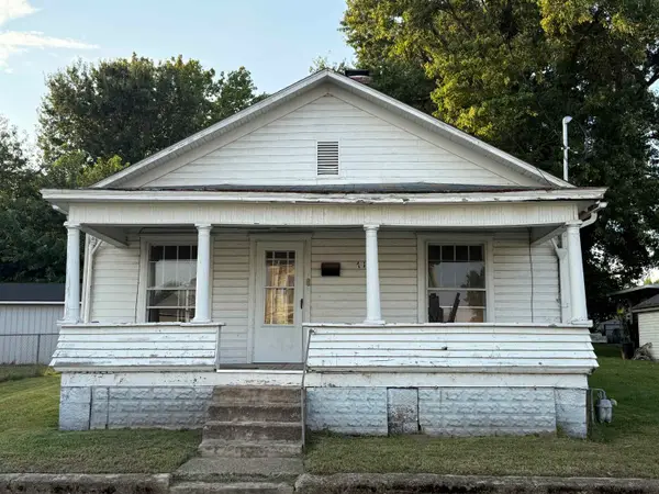 714 3rd Ave, Gallipolis, OH 45631