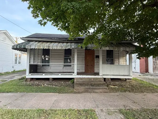 653 3rd Ave, Gallipolis, OH 45631