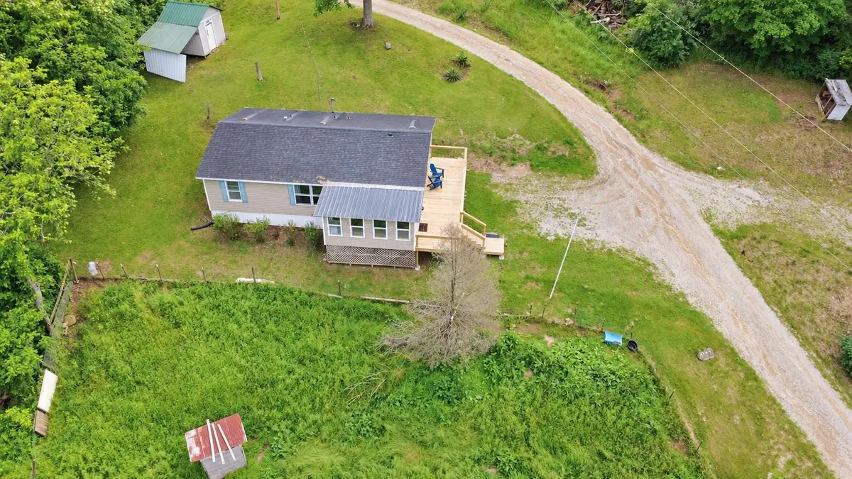 95 Mathews Mountain, Milton, WV 25541 - #1