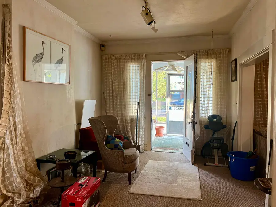 1902 12th Avenue, Huntington, WV 25701 - #2