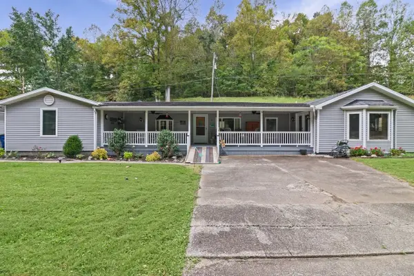 3399 Howells Mill Rd, Ona, WV 25545