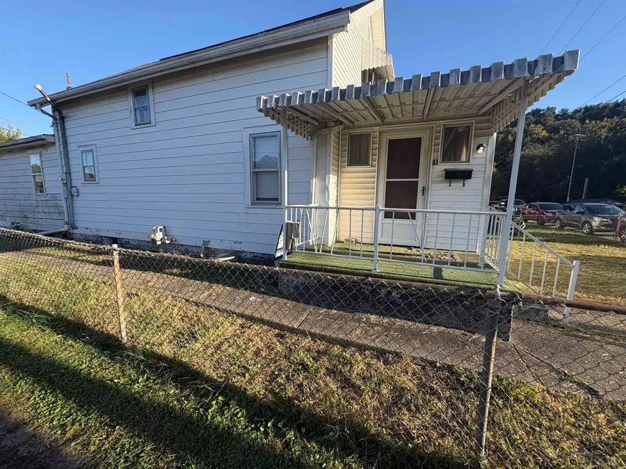 1031 W 7th St, Huntington, WV 25702 - #2