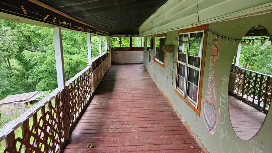 7660 Nine Mile Creek Road, Lesage, WV 25537 - #3