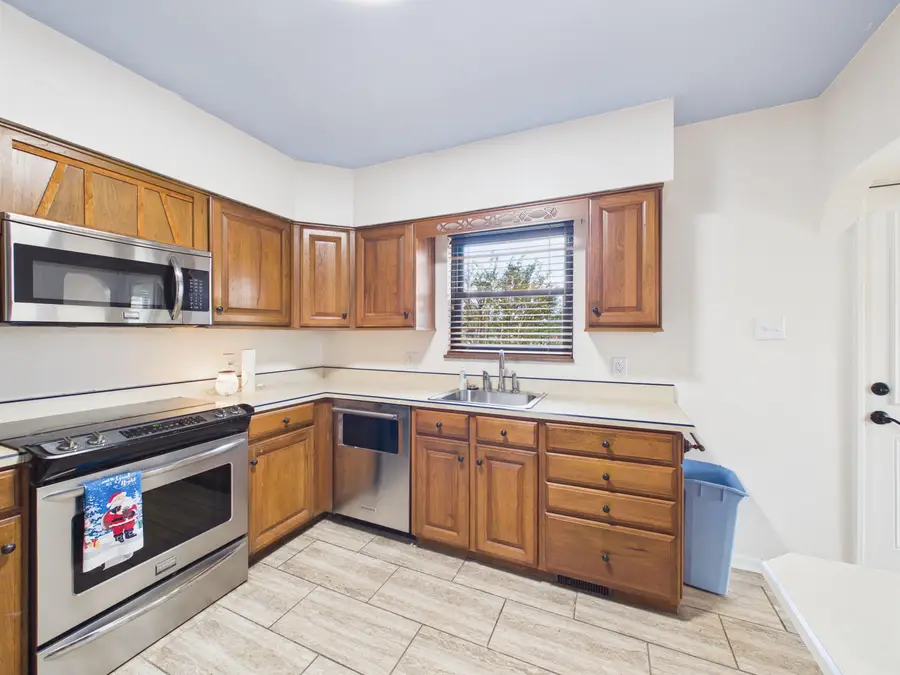 709 4th Street East, South Point, OH 45680 - #2