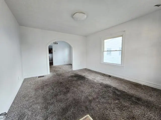 1051 Jackson Avenue, Huntington, WV 25704 - #2