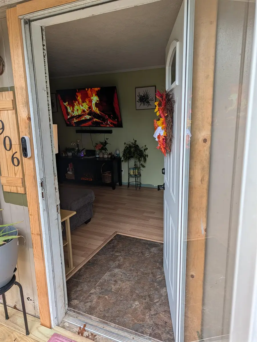 906 Norway Avenue, Huntington, WV 25705 - #2