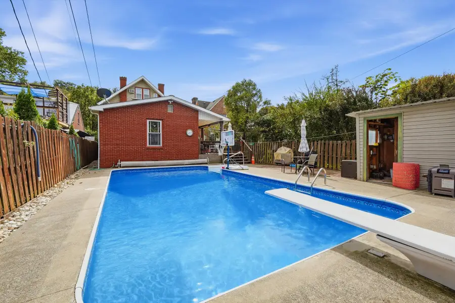 308 W 12th Ave., Huntington, WV 25701 - #2