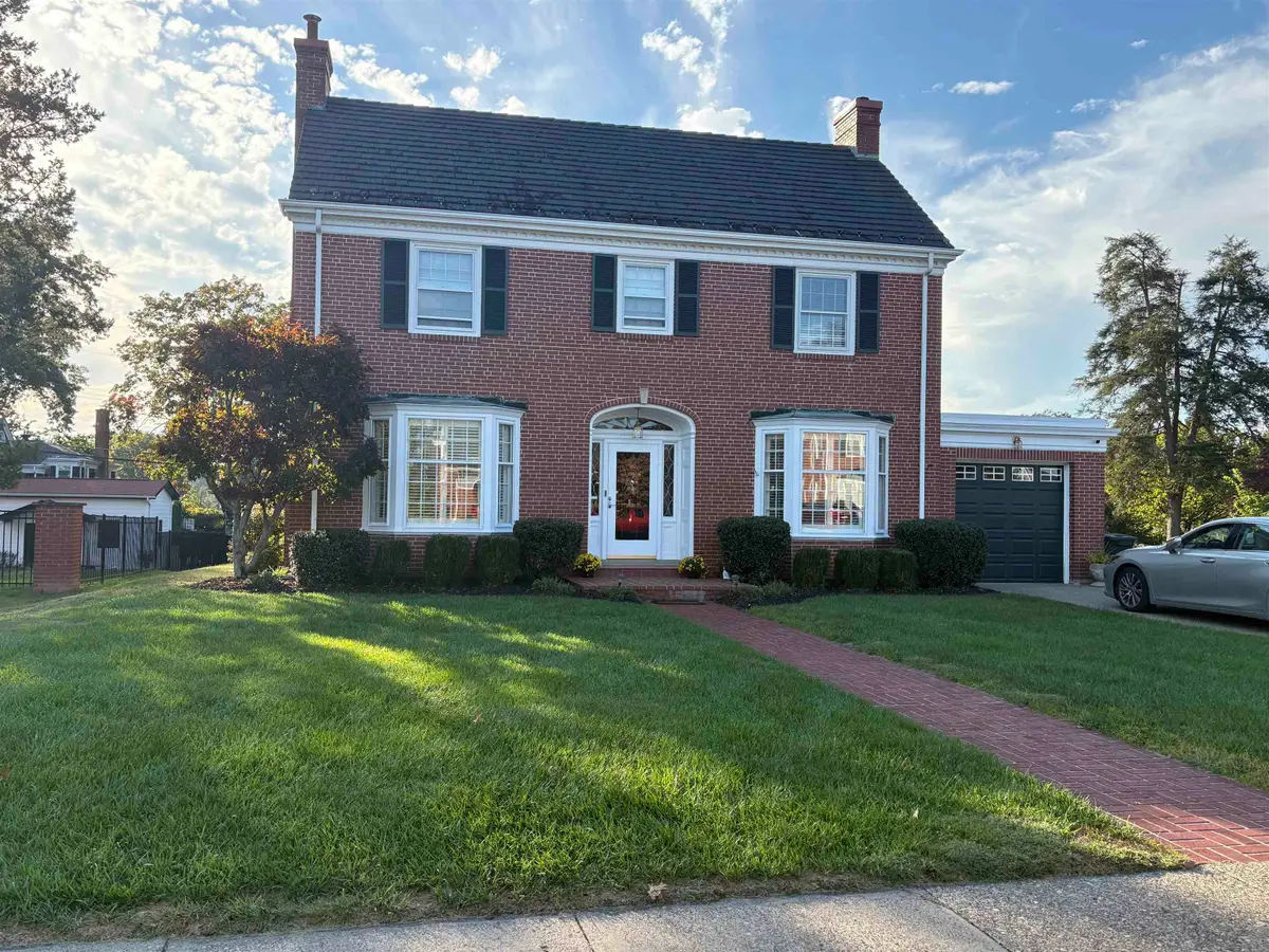 141 Woodland Dr, Huntington, WV 25705 - #1