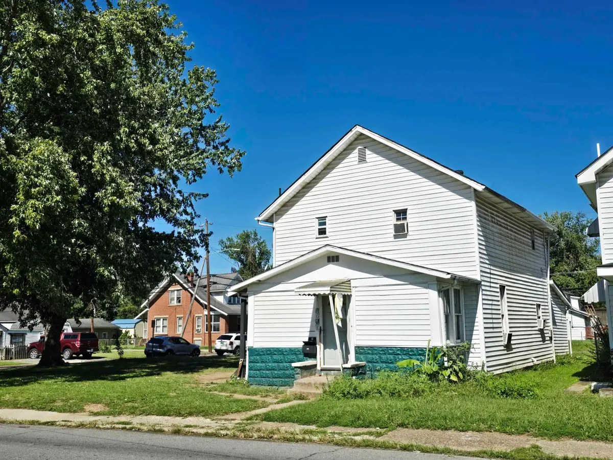3702-3706 3rd Avenue, Huntington, WV 25702-1612 - #1
