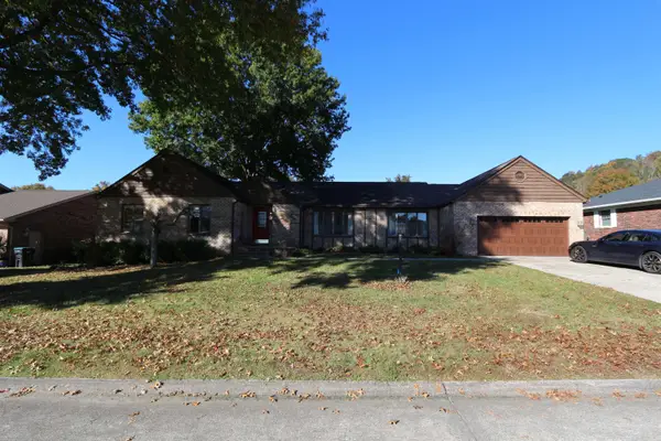 46 Sherwood Circle, Hurricane, WV 25526