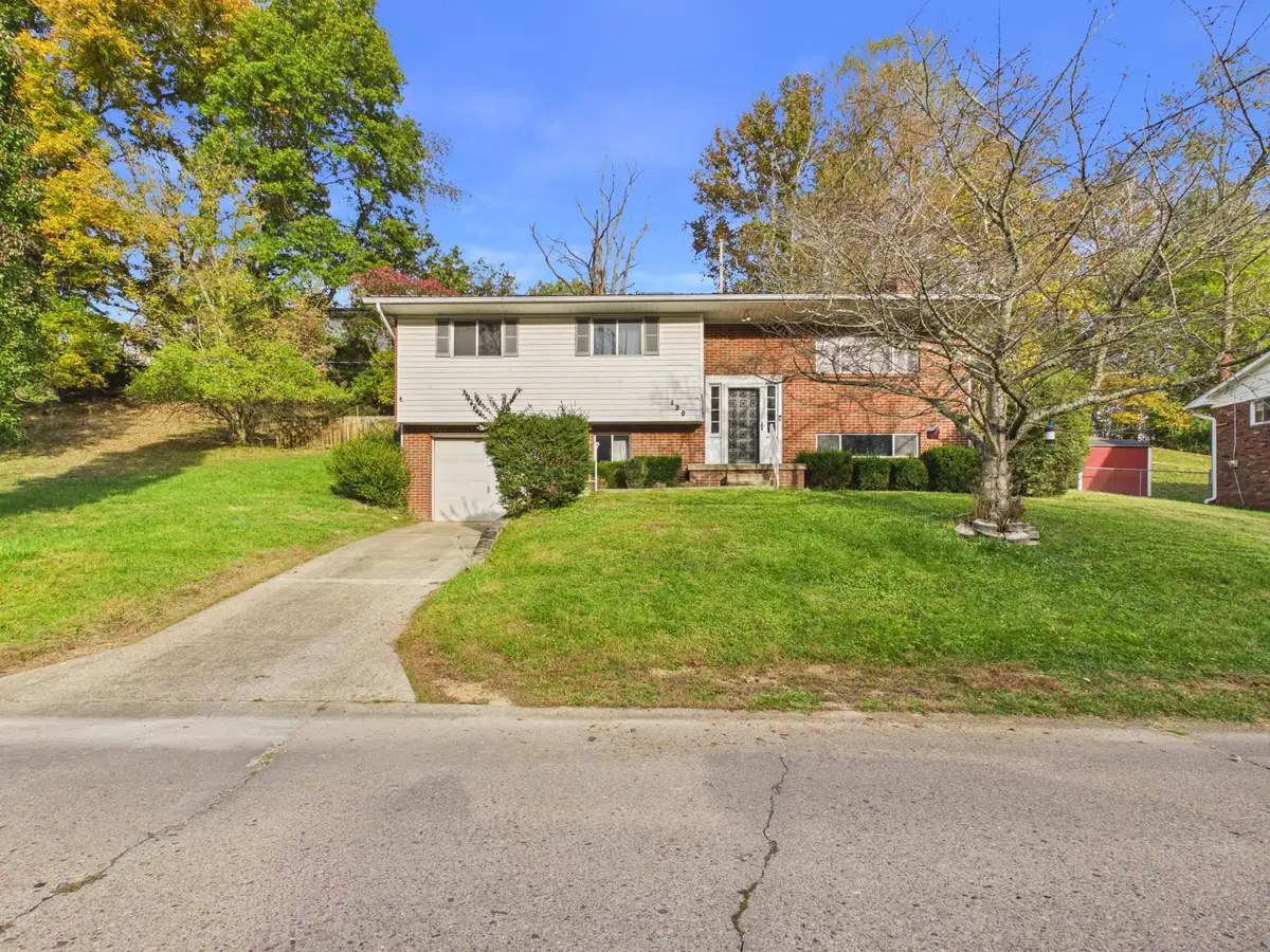 130 Larkspur Drive, Huntington, WV 25705-3904 - #1