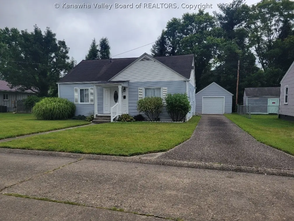 2756 Lincoln Avenue, Saint Albans, WV 25177 - Image #1