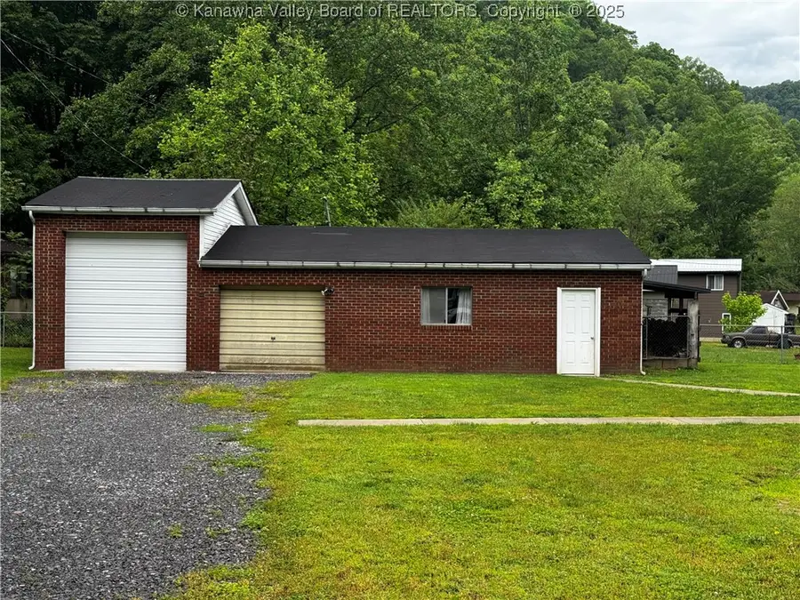 40 Sand Bottom Road, Cyclone, WV 24827 - Image #3