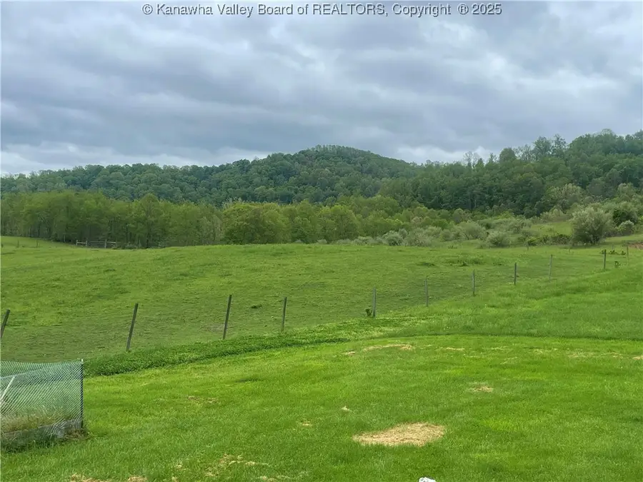 74 Long Meadow Lane, Worthington, WV 26591 - Image #2