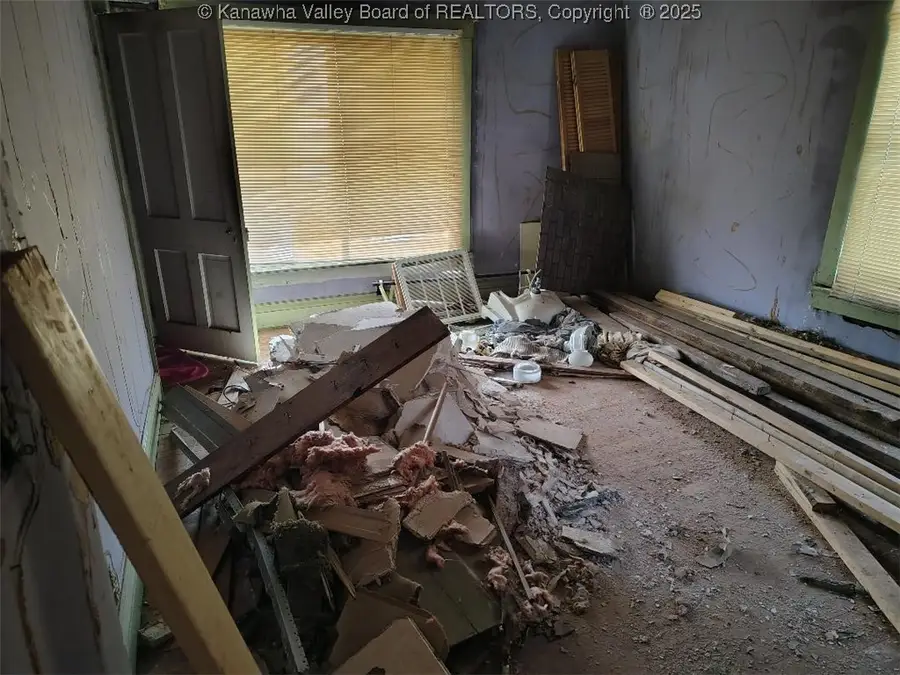 1424 3rd Avenue, Charleston, WV 25387 - Image #3